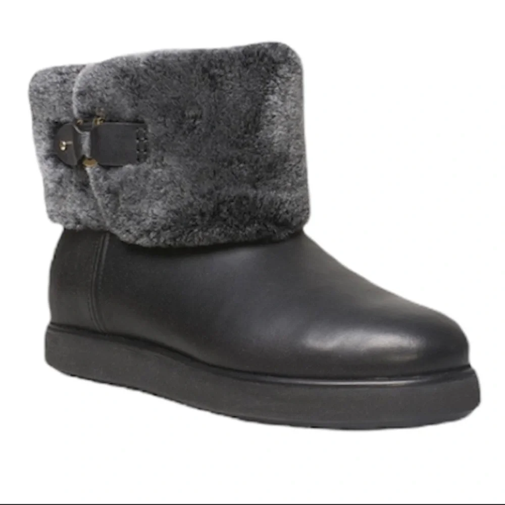 NEW UGG Classic Berge Mini Leather and Genuine Shearling Black Boot